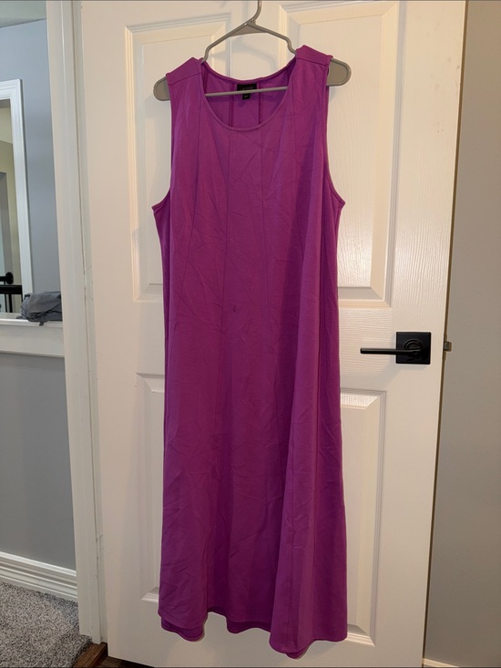 J. Jill Dresses & Skirts - J. Jill Sleeveless Midi Dress in Bright Magenta